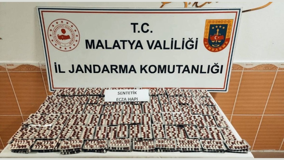 Malatya'da 4 bin 438 adet uyuşturucu hap ele geçirildi