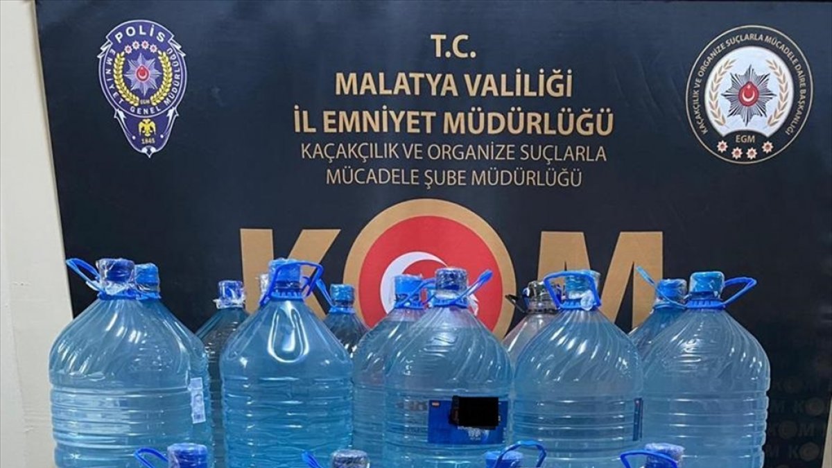 Malatya'da 447 litre sahte içki ele geçirildi
