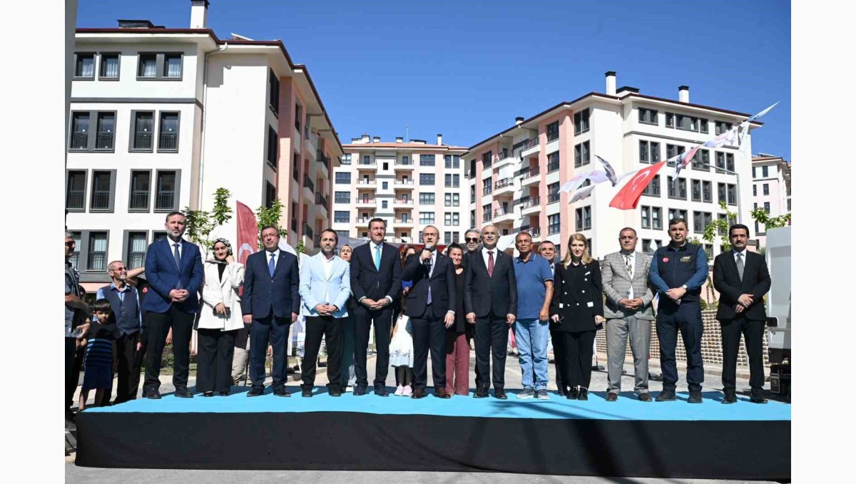 Malatya'da 8 bin 65 konut ve bin 97 iş yeri için kura çekimi yapıldı