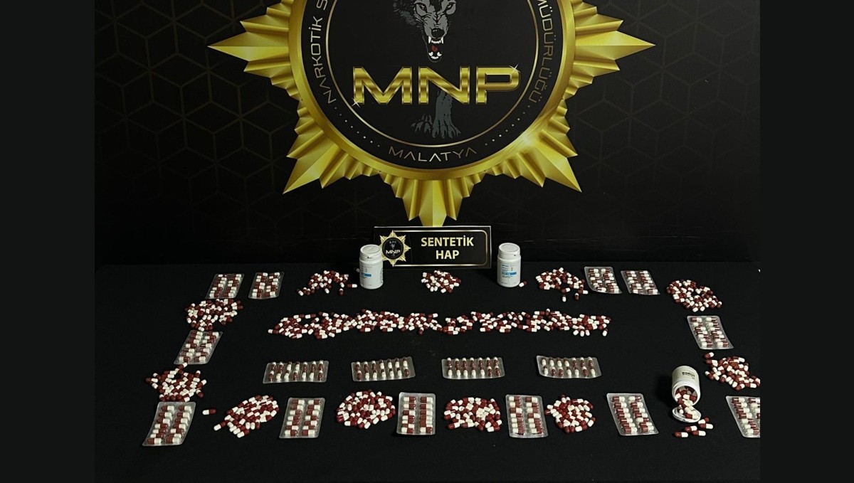Malatya'da 898 adet uyuşturucu hap ele geçirildi: 2 gözaltı