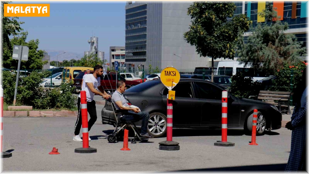 Malatya'da acemi kasaplar hastanelik oldu