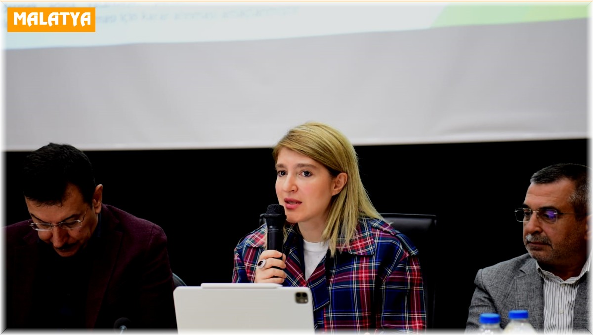 Malatya'da afet konutların inşası hız kesmeden sürüyor