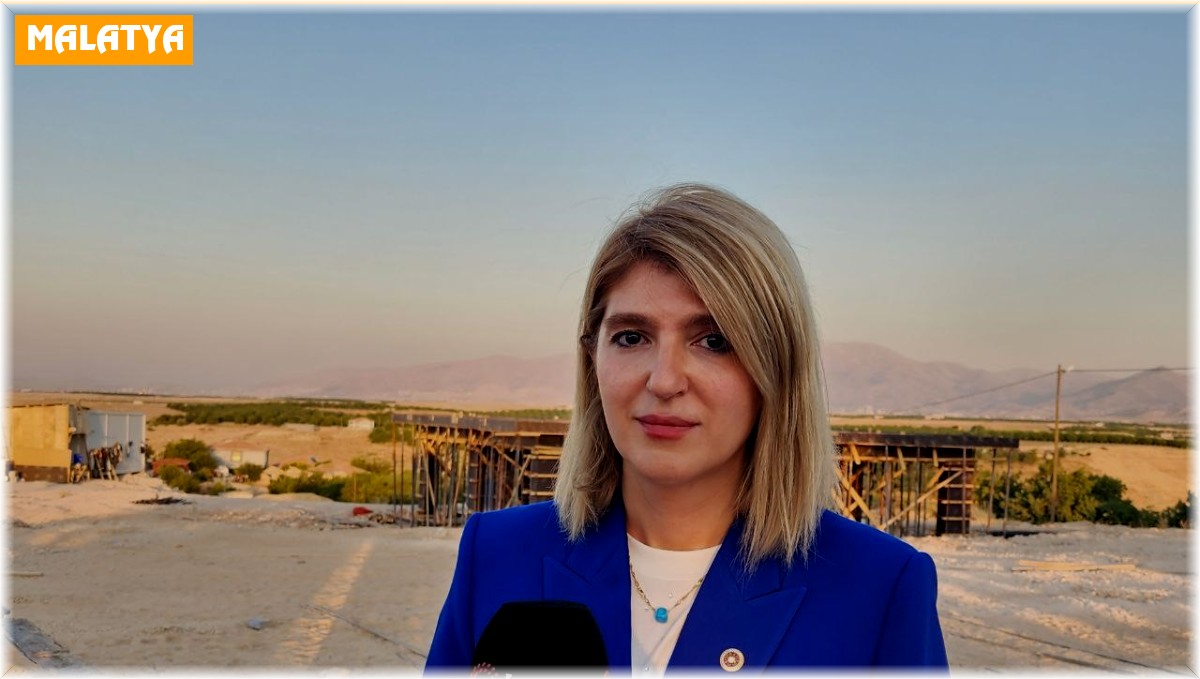 Malatya'da ağır hasarlı milyonluk binaların dinamitle yıkımına başlanıyor