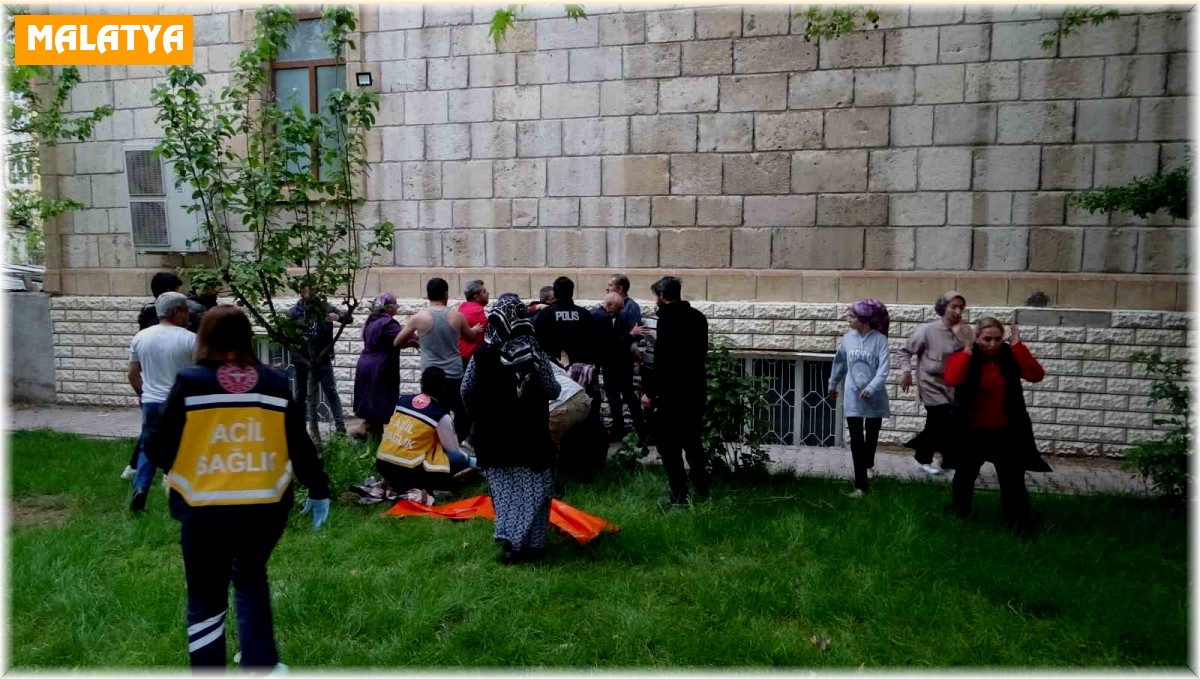 Malatya'da akrabalar arasında silahlı bıçaklı kavga: 2 yaralı