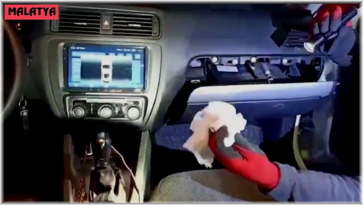 Malatya'da araçtaki uyuşturucu düzeneğini polis ortaya çıkardı