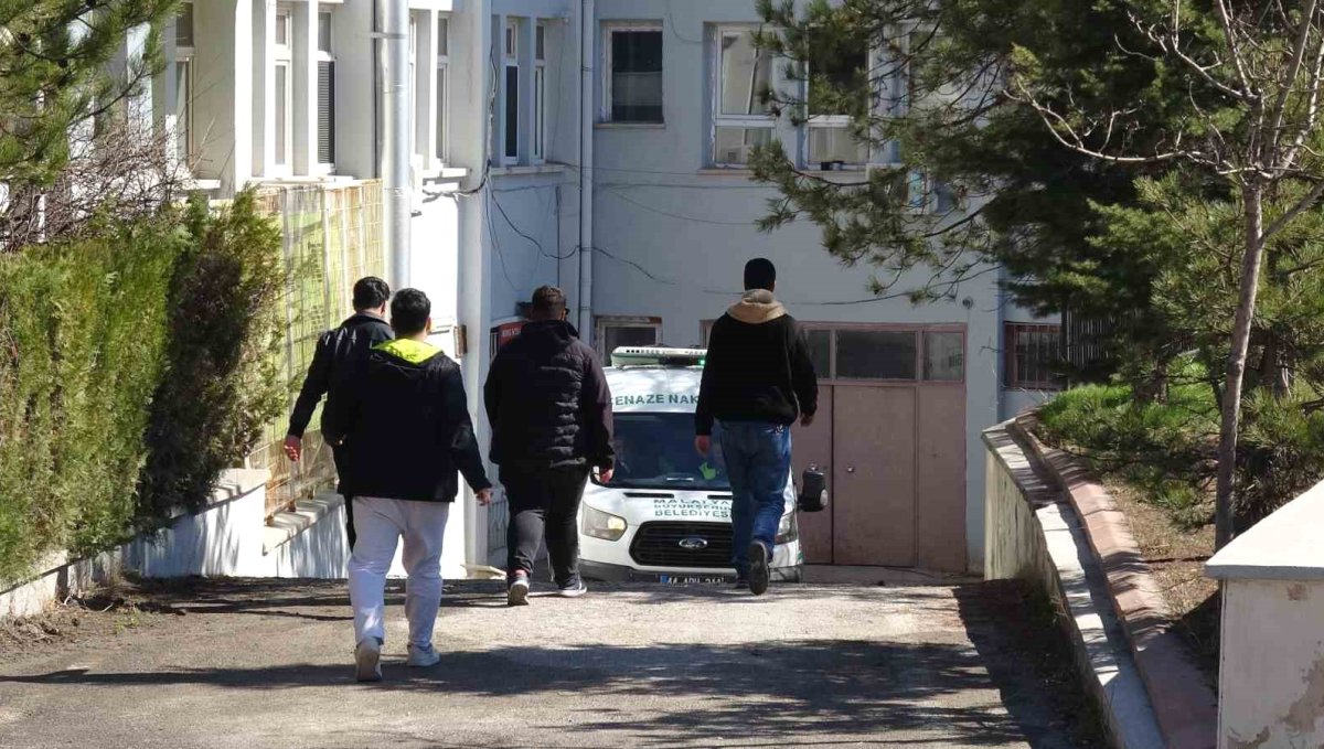 Malatya'da babasını öldüren zanlı yakalandı