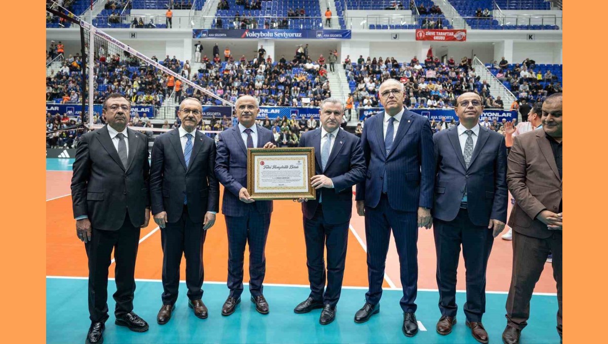 Malatya'da Bakan Bak'a hemşehrilik beratı