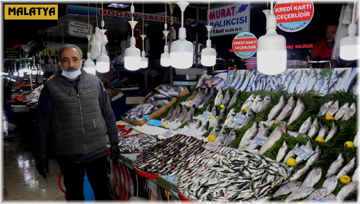 Malatya'da balık fiyatları esnaf ve müşteri memnun etti