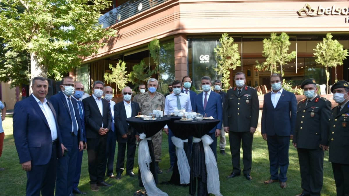 Malatya'da bayramlaşma töreni düzenlendi