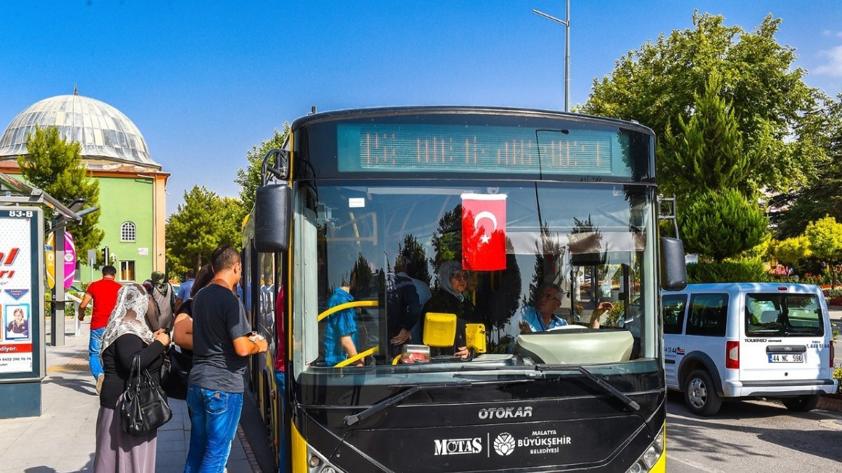 Malatya'da belediye otobüsleri bayramın 1'inci ve 2'inci günü ücretsiz