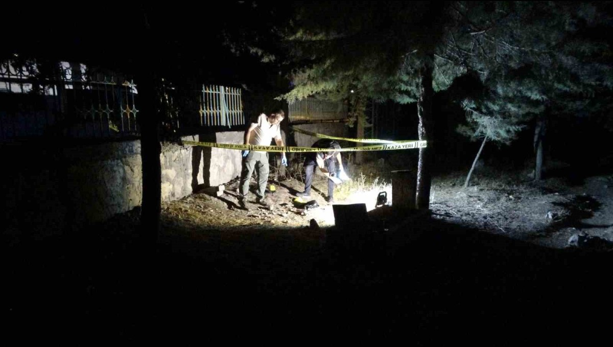 Malatya'da bir kişi mezarlıkta kanlar içerisinde bulundu