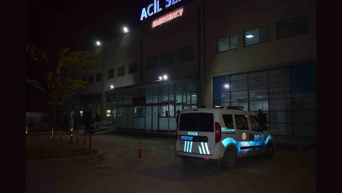 Malatya'da bir kişi tartıştığı eşini silahla yaraladı