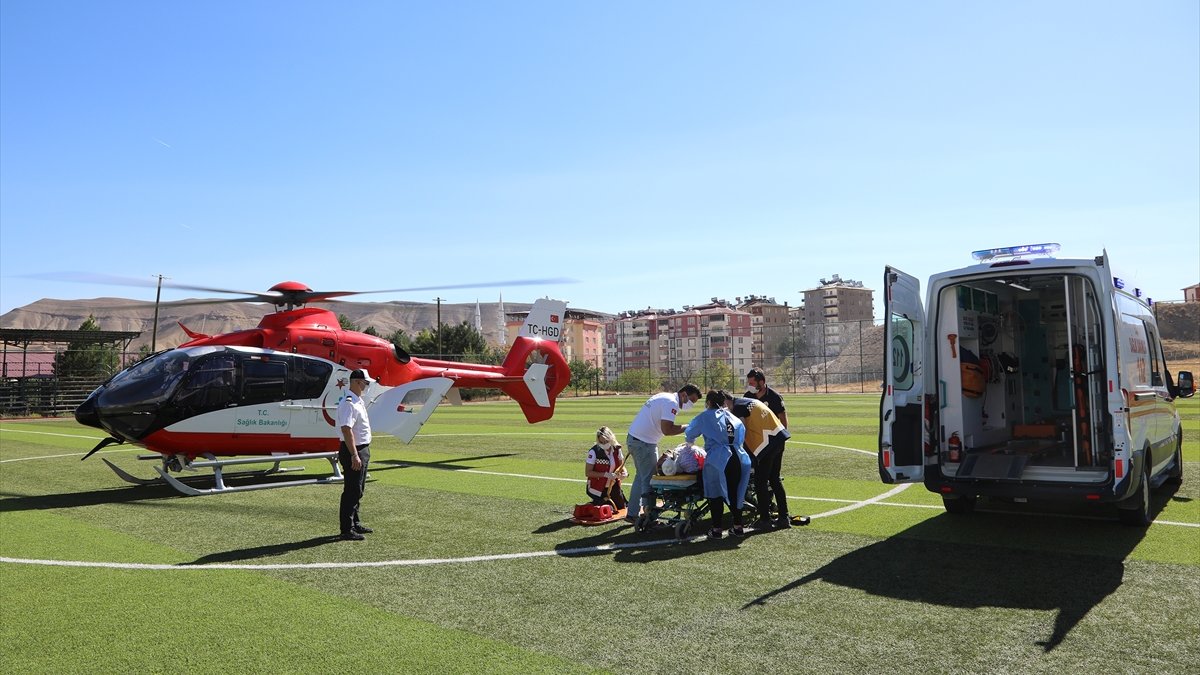 Malatya'da çapa motoru devrildi: 1 ölü, 2 yaralı