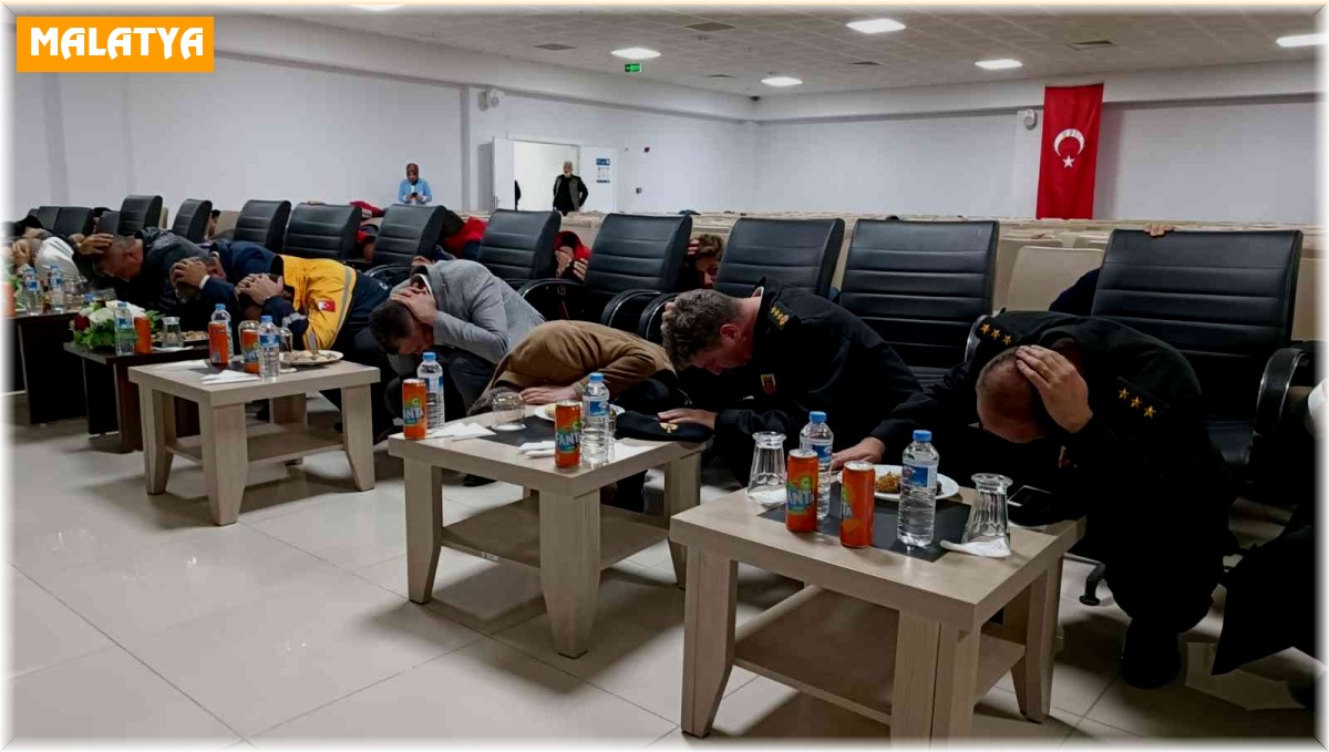 Malatya'da 'Çök Kapan Tutun' tatbikatı