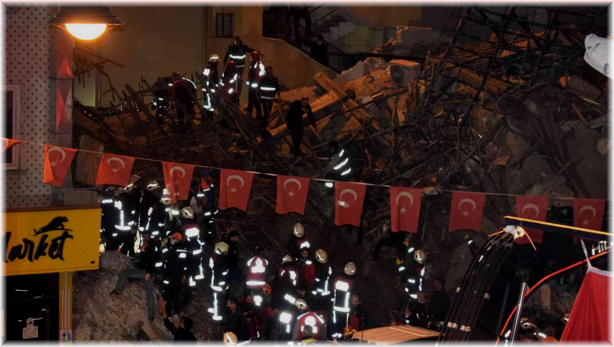 Malatya'da çöken binadan 14 kişi yaralı olarak kurtarıldı