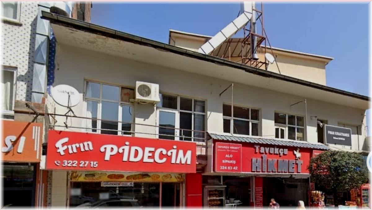 Malatya'da çöken binanın enkazından kurtarılanların sayısı 10'a çıktı