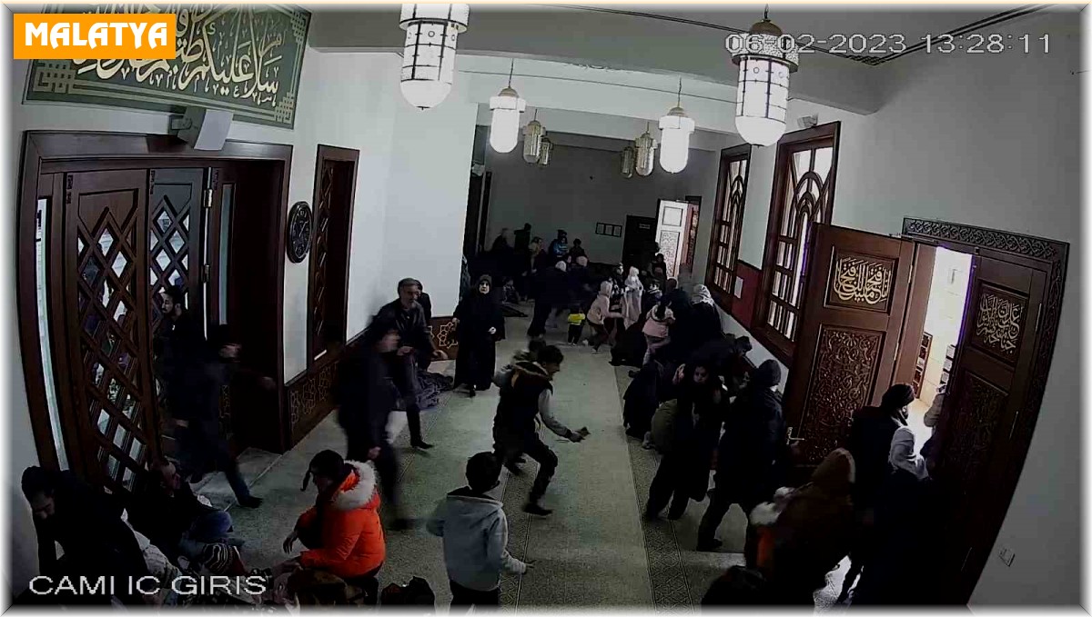 Malatya'da depremin yeni görüntüleri cami kamerasına yansıdı