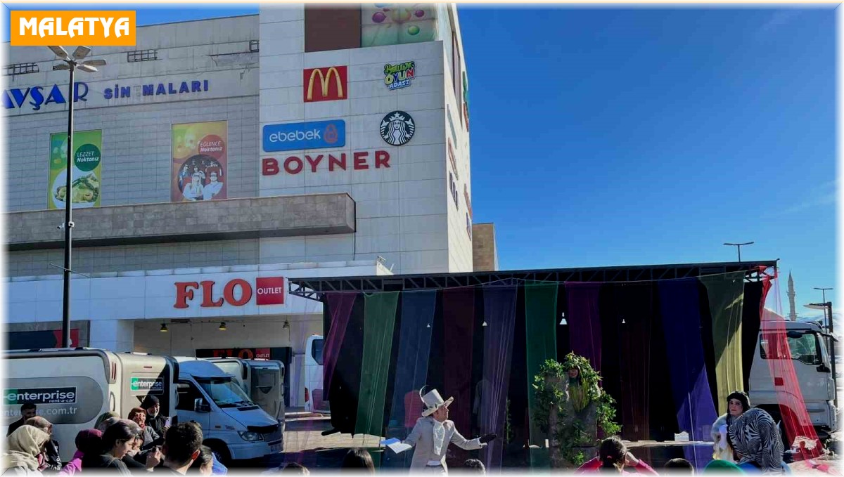 Malatya'da depremzede çocuklara moral