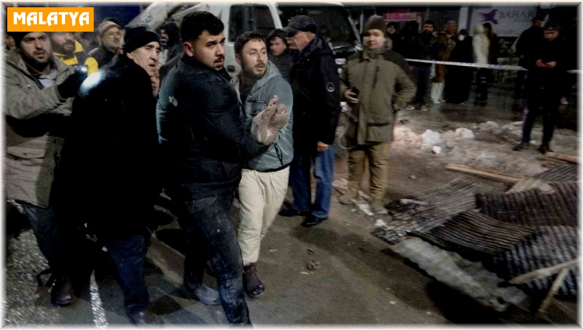 Malatya'da enkaz altındaki yaralılara ulaşılmaya çalışılıyor