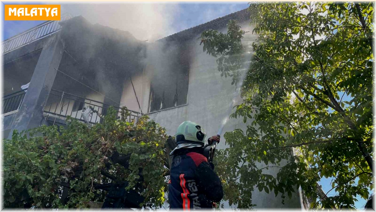 Malatya'da ev yangını