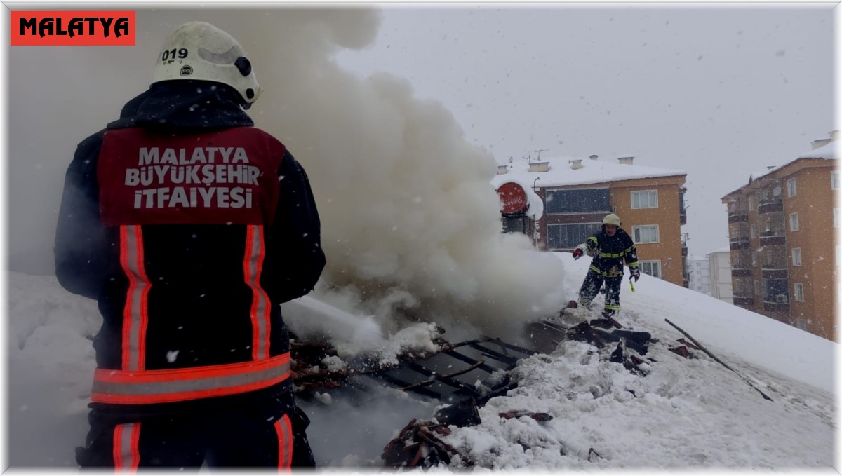 Malatya'da ev yangını