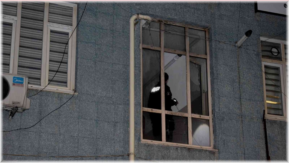 Malatya'da gecenin sessizliğini silah sesleri bozdu