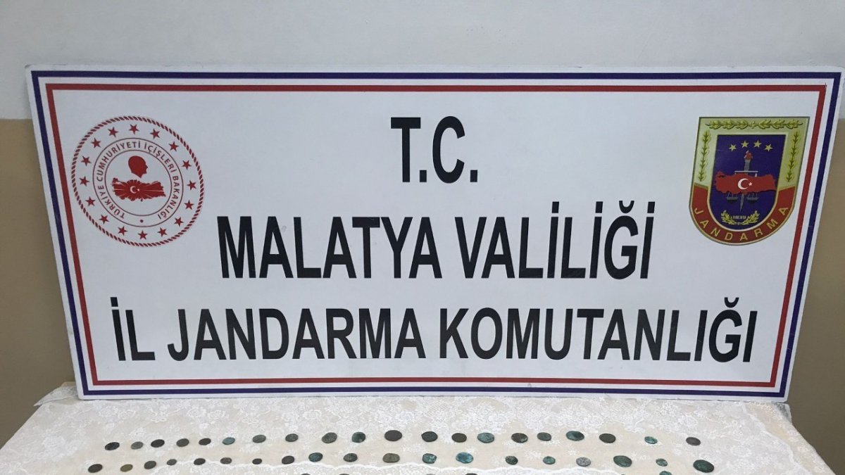 Malatya'da gümüş sikke ele geçirildi