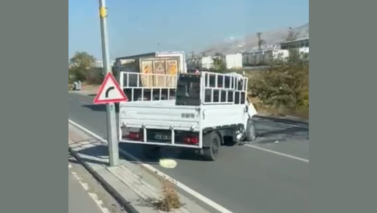 Malatya'da hafriyat kamyonu ile kamyonet çarpıştı: 1 ölü