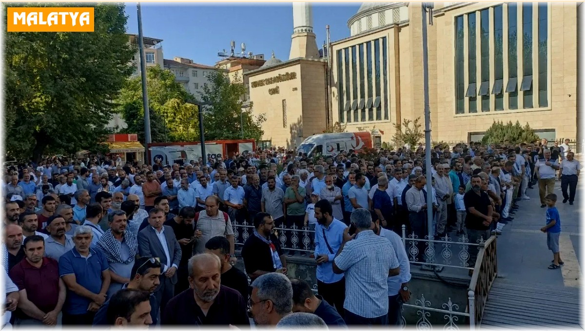 Malatya'da Haniye için gıyabi cenaze namazı kılındı