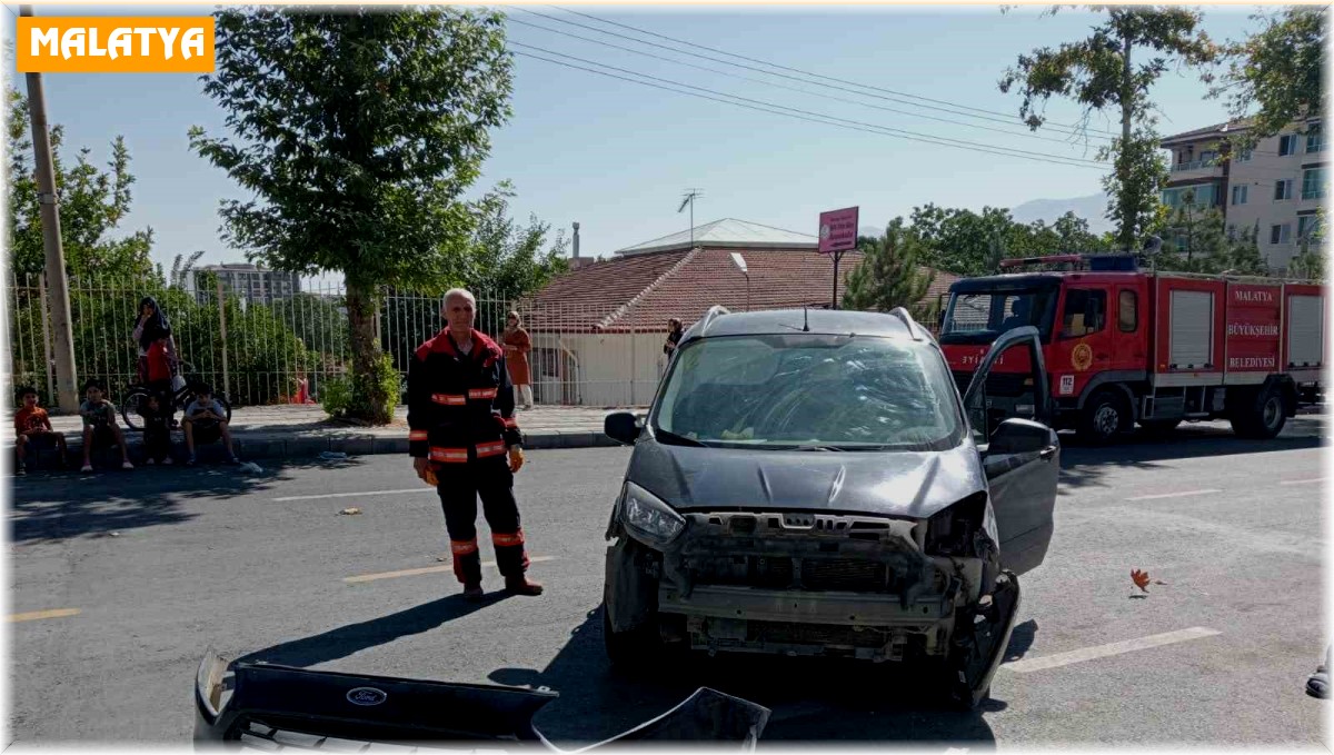 Malatya'da iki ayrı kaza: 3 yaralı