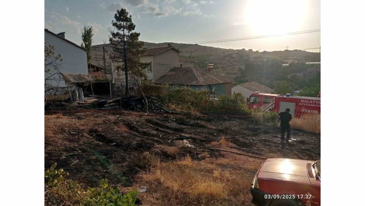 Malatya'da iki ayrı noktada bahçe yangını