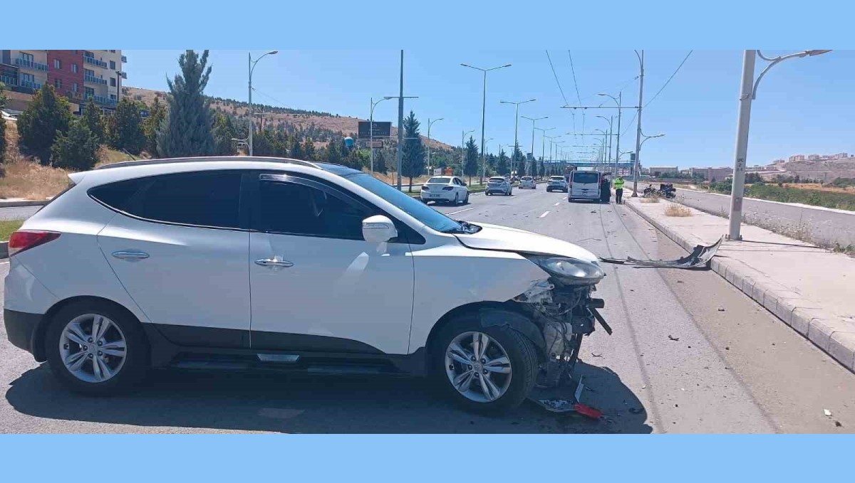 Malatya'da iki ayrı trafik kazasında 2 kişi yaralandı