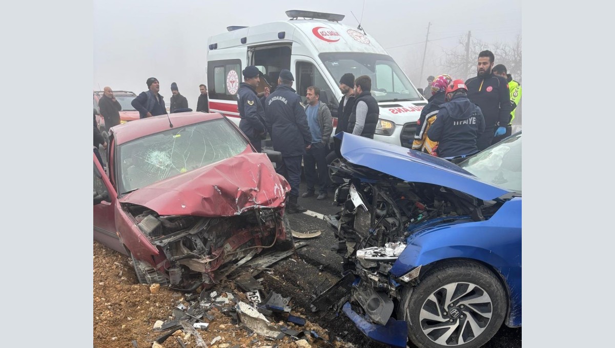 Malatya'da iki otomobil çarpıştı: 5 yaralı