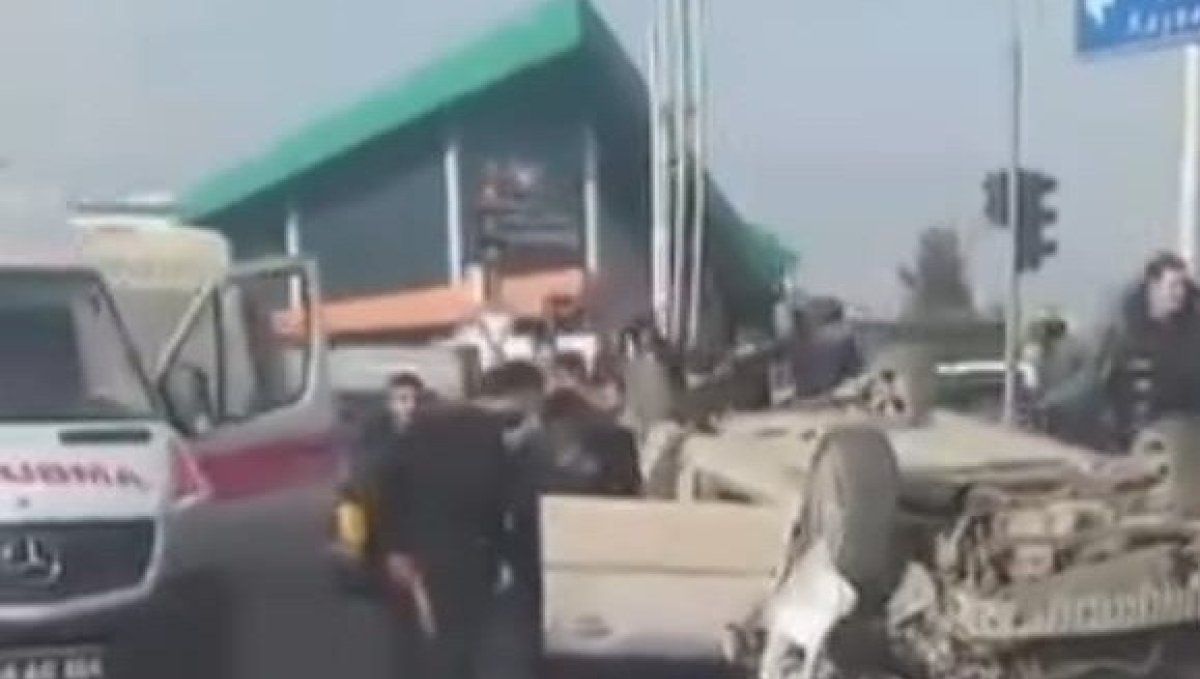 Malatya'da iki otomobil çarpıştı: 5 yaralı