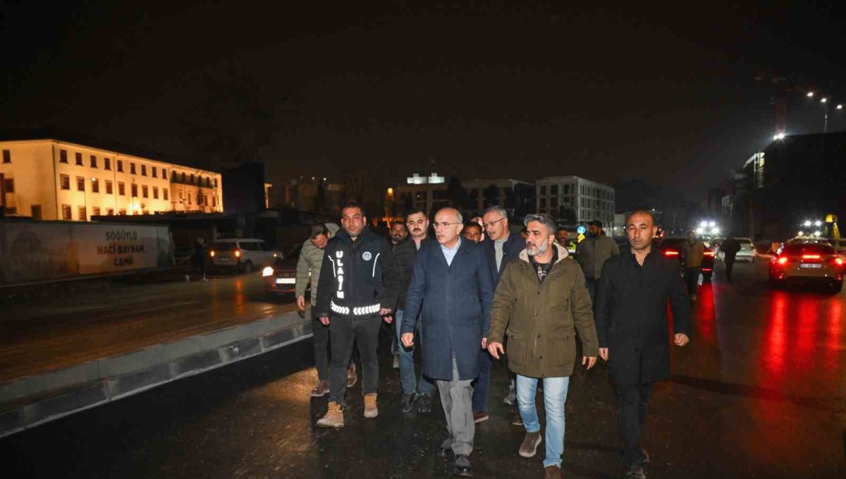 Malatya'da, İnönü Caddesi yeniden trafiğe açıldı
