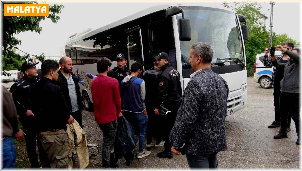 Malatya'da iş yerinde 25 düzensiz göçmen yakalandı