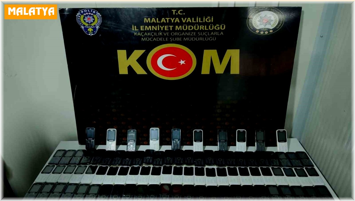 Malatya'da kaçak cep telefonları ele geçirildi