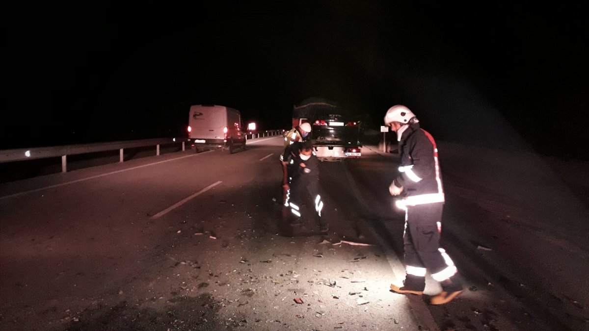 Malatya'da kamyon ile otomobil çarpıştı: 2 yaralı