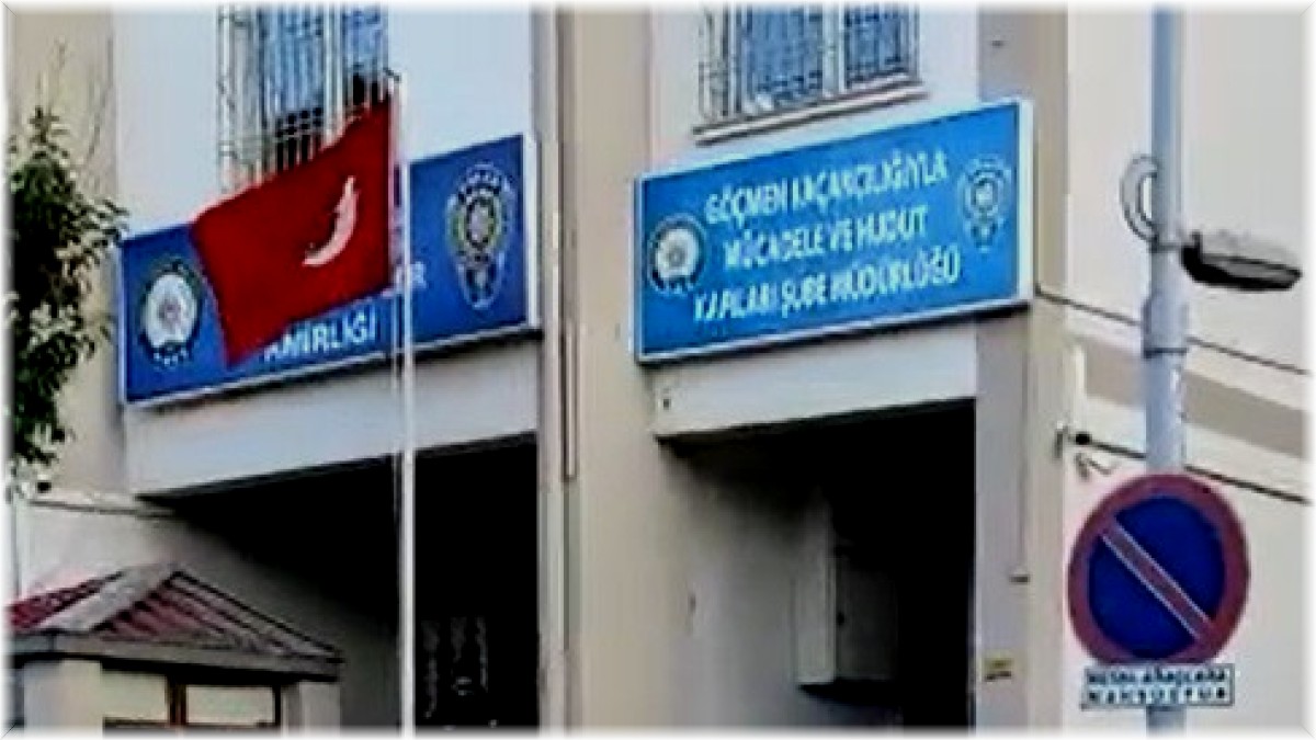 Malatya'da kamyonet kasasında düzensiz göçmenler yakalandı