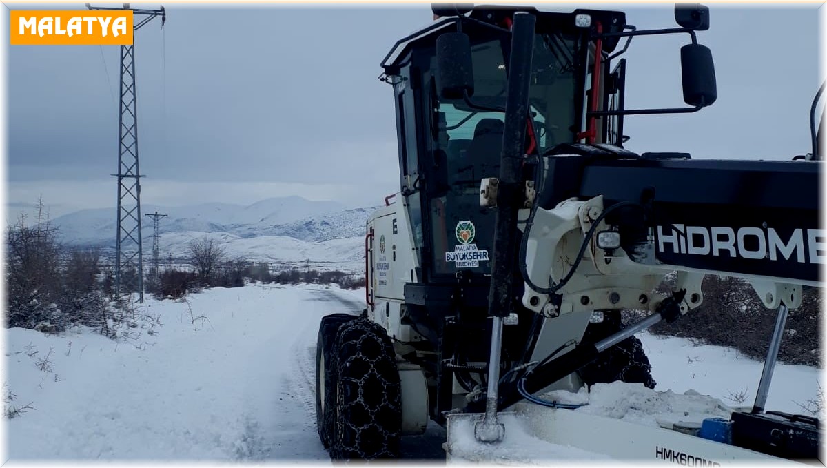 Malatya'da kar geçit vermiyor
