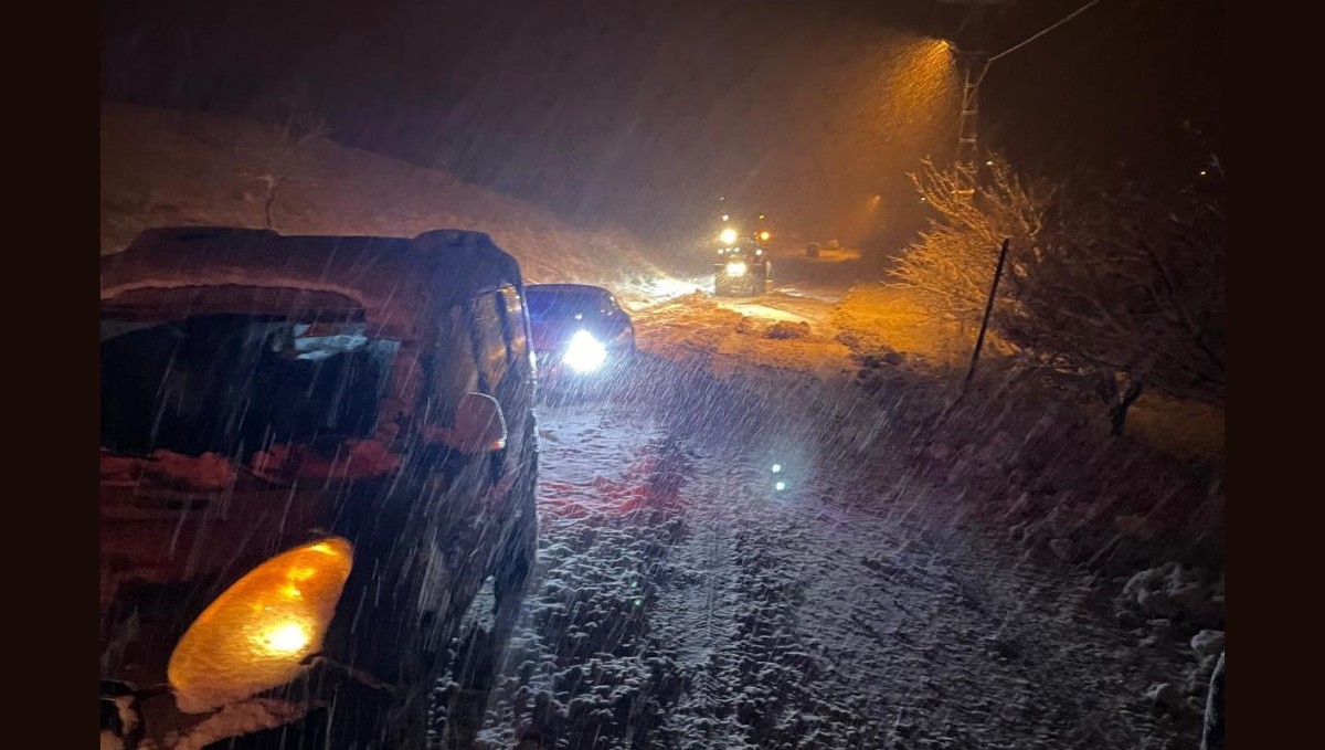 Malatya'da kar yağışı ulaşımı olumsuz etkiledi