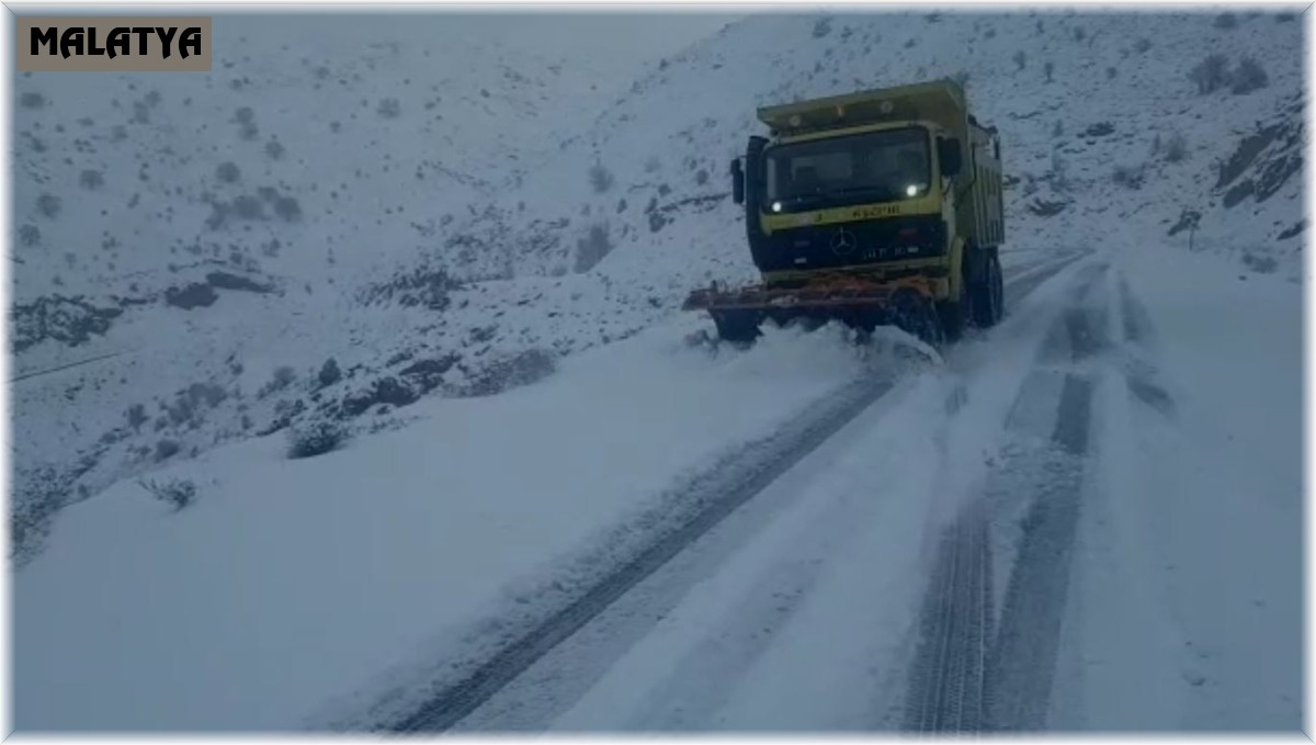 Malatya'da karla mücadele çalışmaları başladı