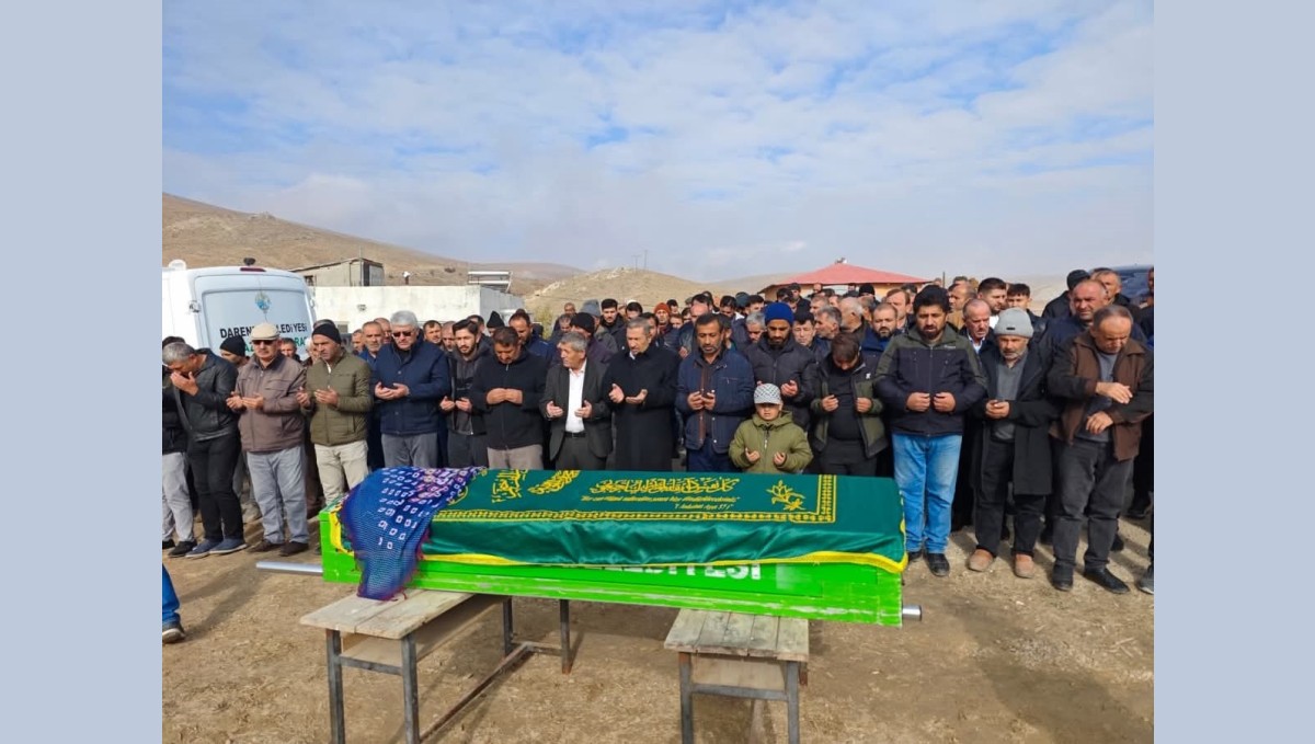 Malatya'da kayıp olarak aranırken ölü bulunan kadın defnedildi