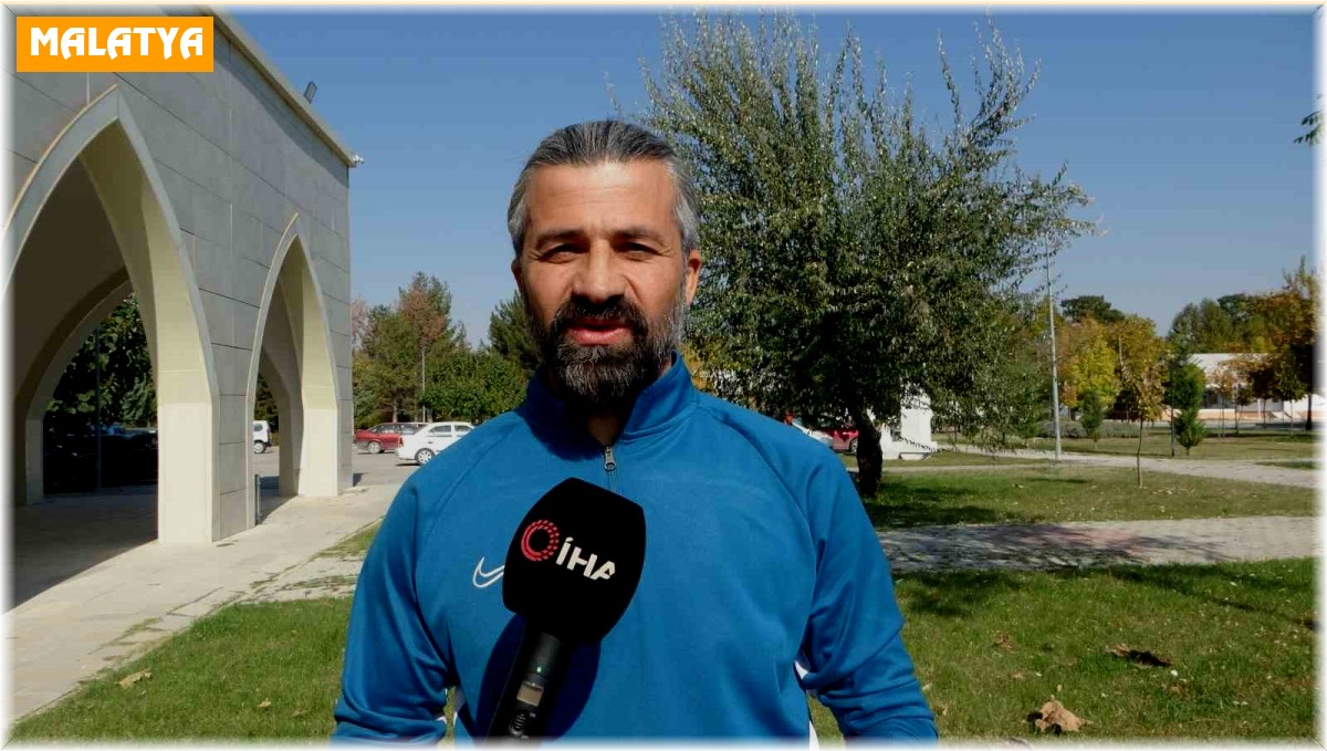 Malatya'da kayısı fidanı dikiminde ve şekil budamasında yapılan hatalara dikkat çekildi