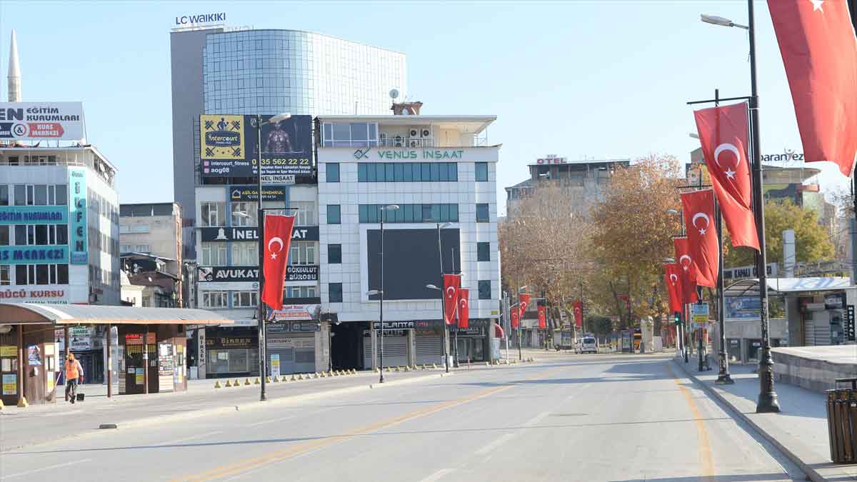 Malatya'da kent merkezinde sessizlik hakim