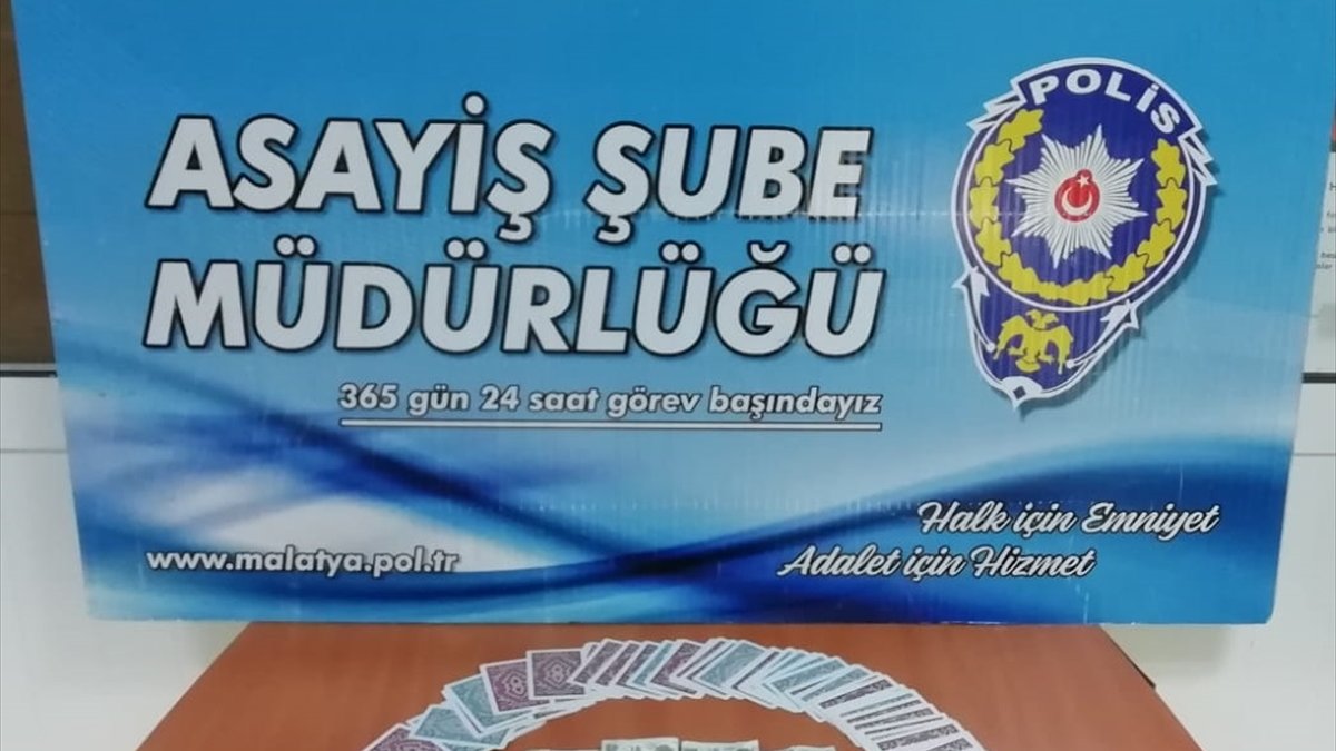 Malatya'da kumar oynayan 6 kişiye 7 bin 350 lira ceza