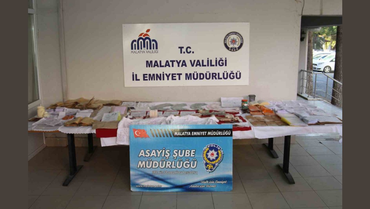 Malatya'da "muska ve büyü" yöntemiyle 27 kişiyi dolandıran 7 şüpheli yakalandı