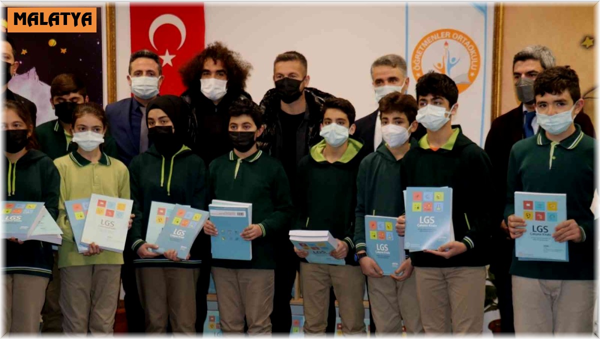 Malatya'da öğrencilere yardımcı kaynak kitap