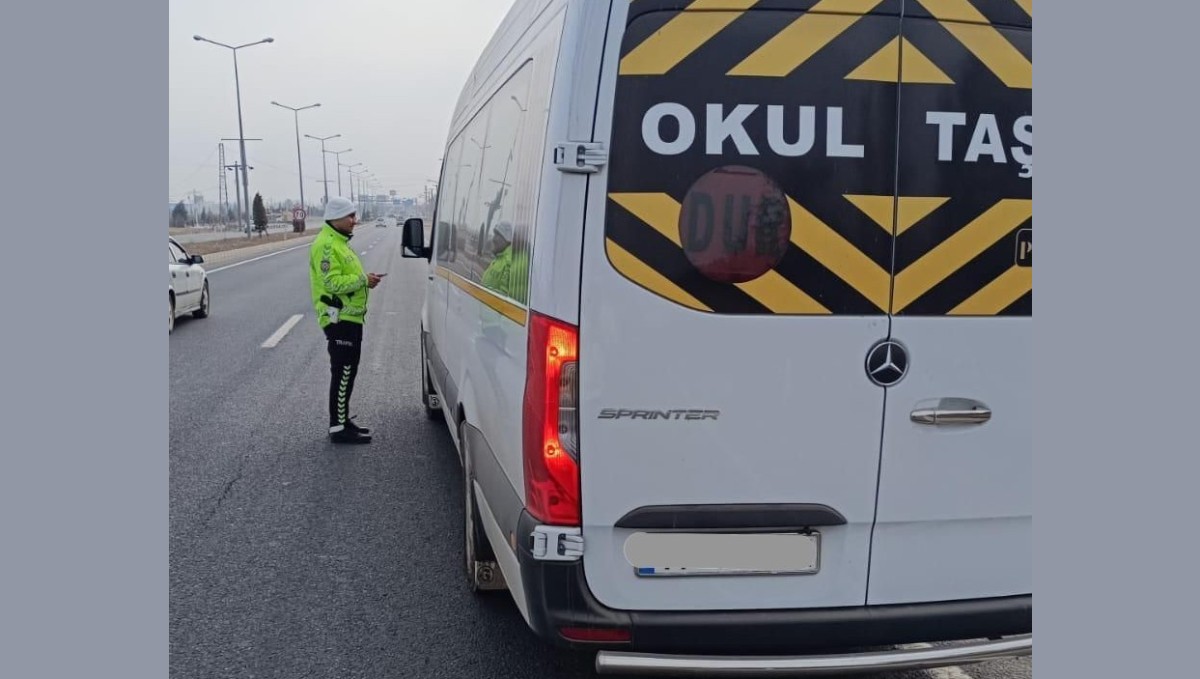 Malatya'da okul ve yurt çevrelerinde denetimler sürüyor