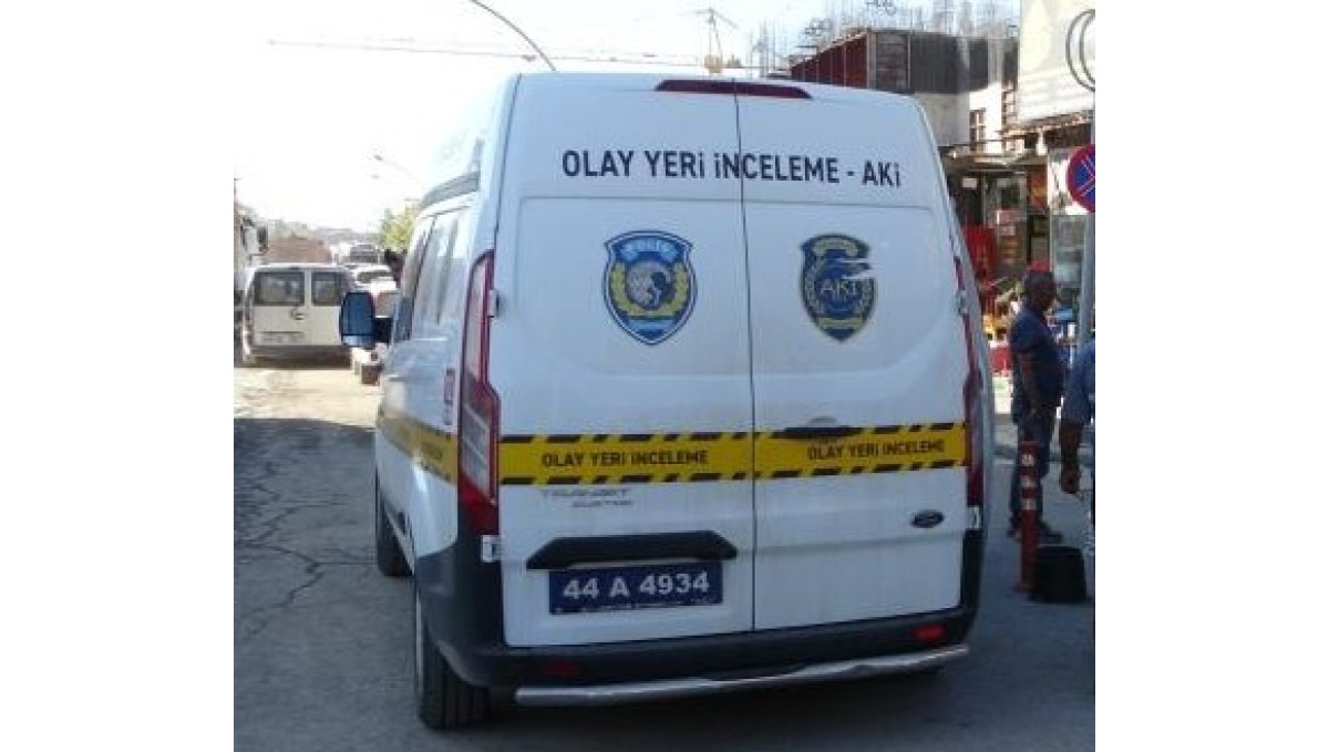 Malatya'da otomobilin çarptığı yaya yaralandı